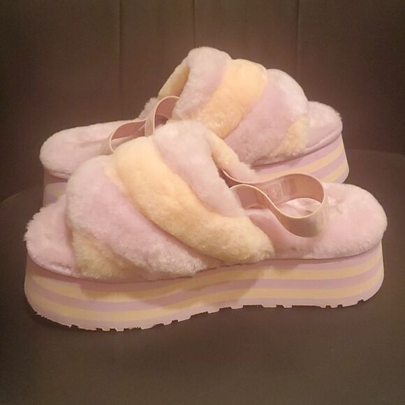 SOLD! UGG Disco Stripe Fluff Yeah Platform Slide Pink Dusk - Size 11 - Picture 5 of 13